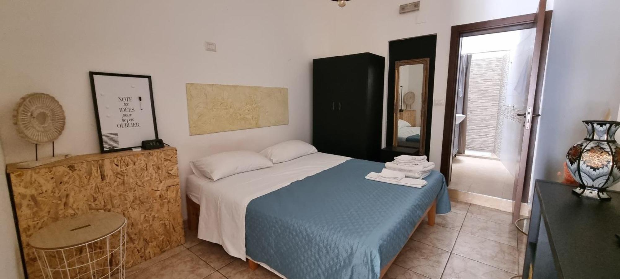 B&B Via Napoli เลเวราโน ภายนอก รูปภาพ